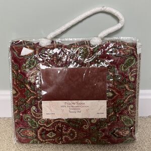 NIP Tuscany Red Paisley Standard Pillow Sham 20x26 Pre-Washed Cotton‎ RN# 67843